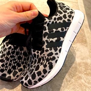 adidas Swift Run "Raw White/Black" Women's Shoe